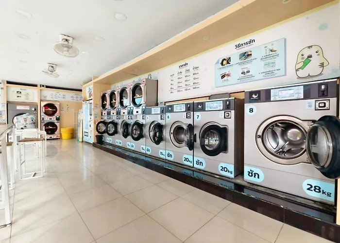 ゲストハウス 208 Budget Wi-fi Utilities Bangkoks Center