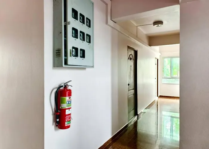 208 Budget Wi-fi Utilities Bangkoks Center 3*